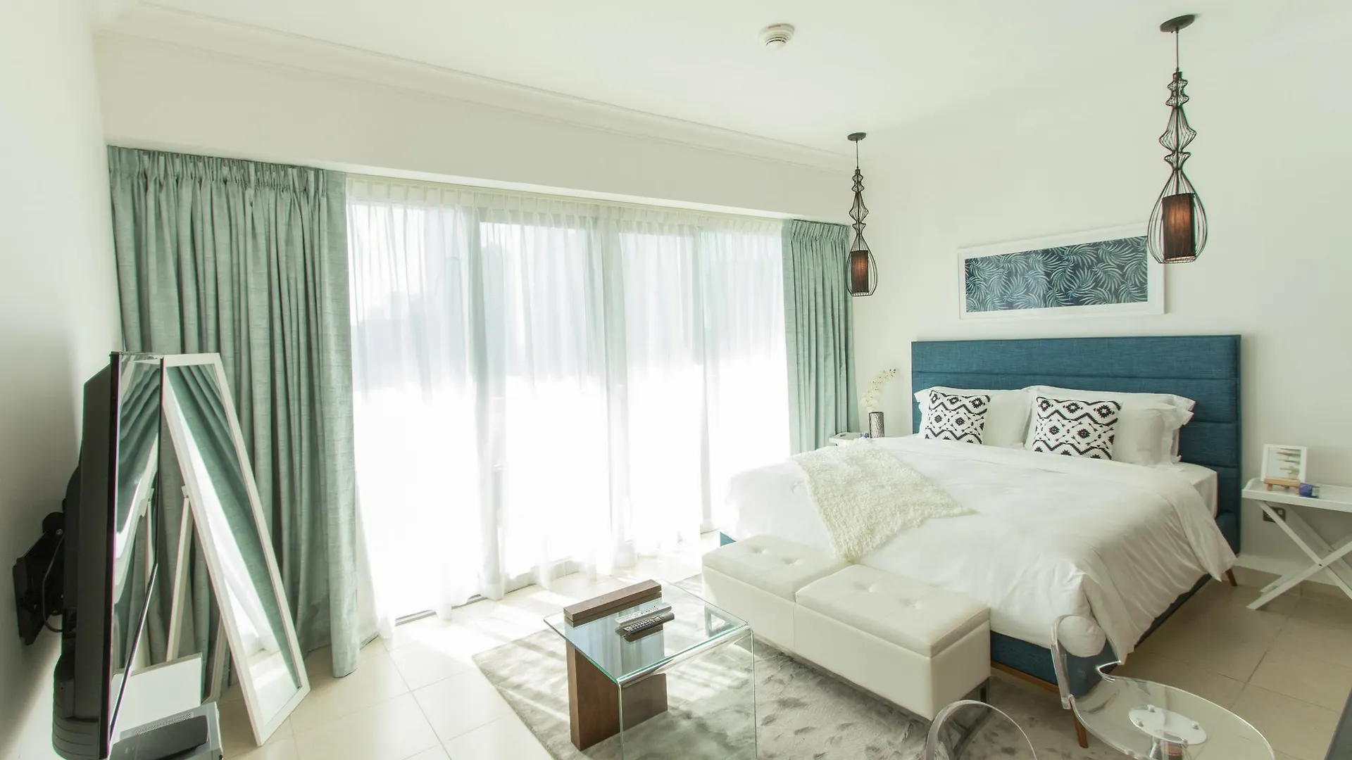 Dhh - 8 Boulevard Walk Dubai 0*,  United Arab Emirates